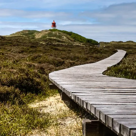 Hotel Grosses Ferienhaus Mit Sauna Und Garten Sylt