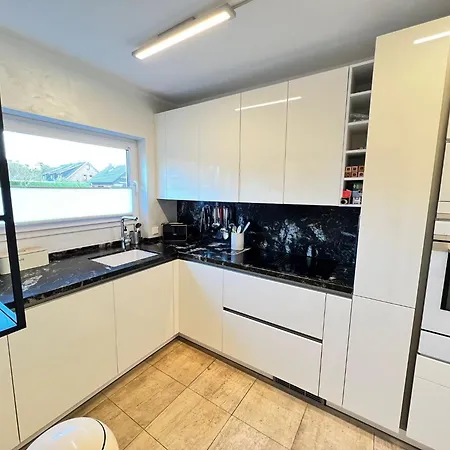 Grosses Ferienhaus Mit Sauna Und Garten