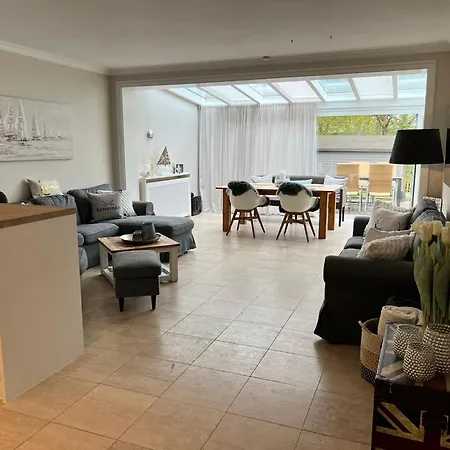 Grosses Ferienhaus Mit Sauna Und Garten Hotel Sylt
