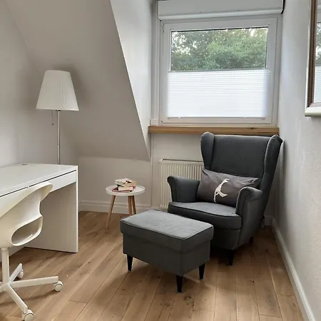 Grosses Ferienhaus Mit Sauna Und Garten Sylt